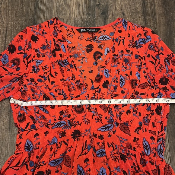 NWOT Floral Zara Dress - Picture 3 of 4